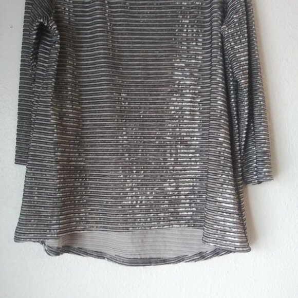 Jones New York women's size XL black and gray striped blouse - Picture 3 of 15